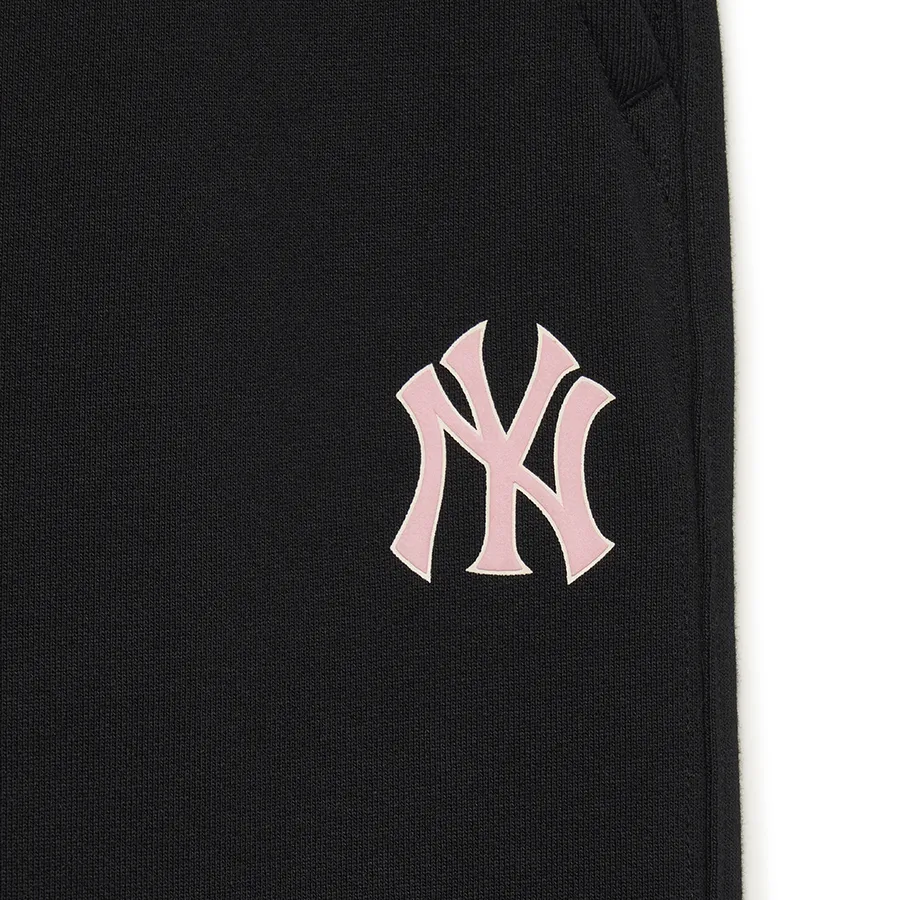 Quần Ống Rộng MLB Varsity New York Yankees 3FPTV0134-50BKS Màu Đen