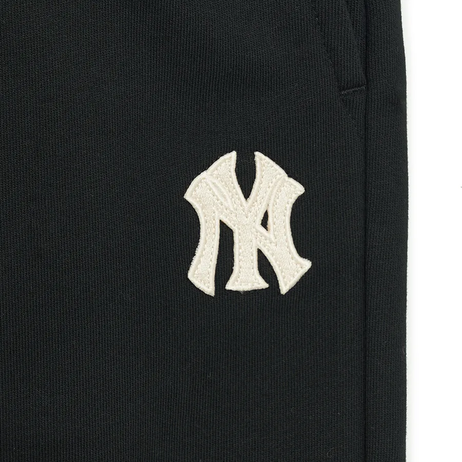 Quần Nỉ MLB Basic Medium Logo New York Yankees 3APTB0234-50BKS Màu Đen