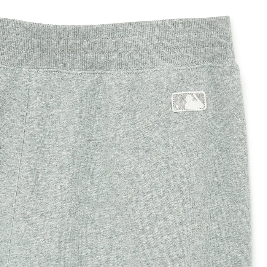 Quần Nỉ MLB Basic Medium Boston Red Sox 3APTB0234-43MGS Màu Xám