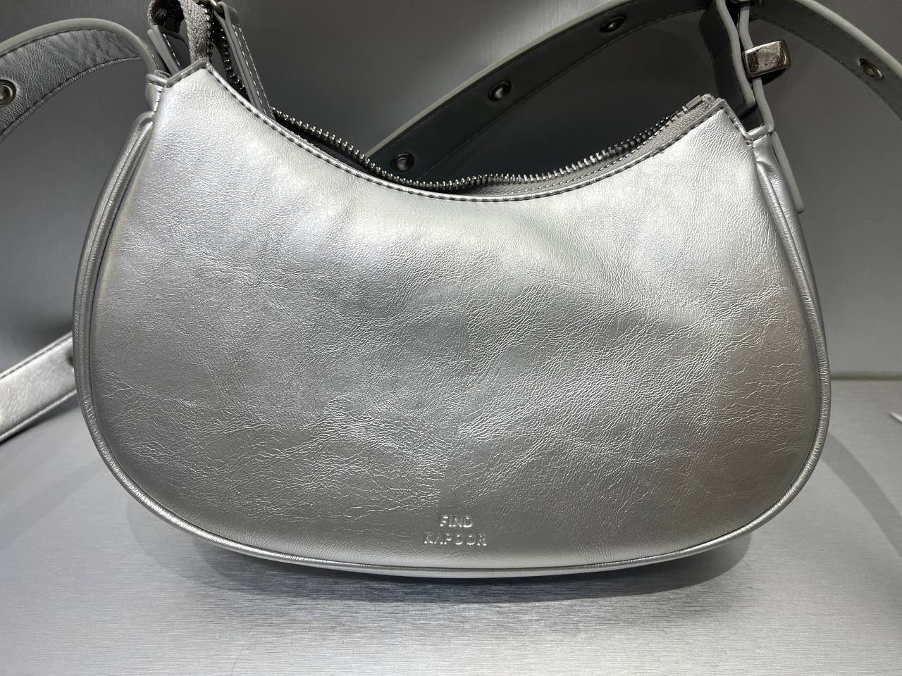 Túi FIND KAPOOR BELTY BAG 25 CRINKLED màu Bạc